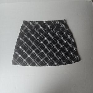 Old Navy Black and White Plaid Mini Skirt